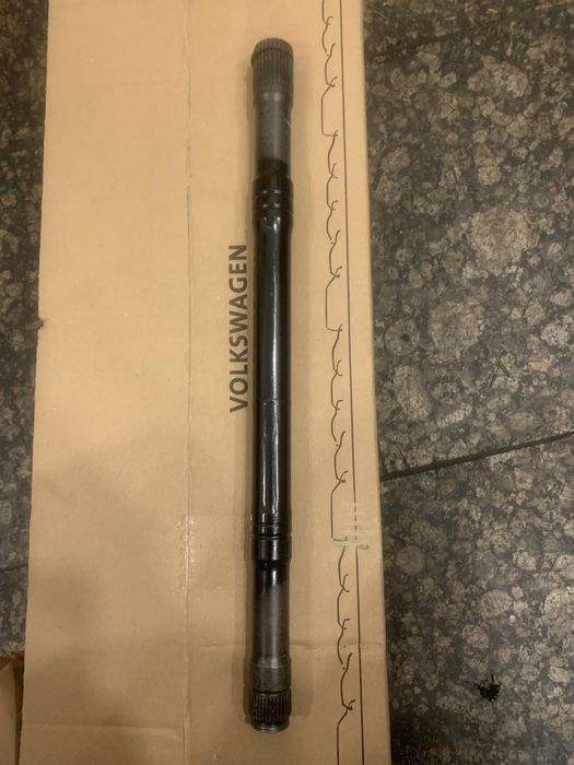 Полуось левая volkswagen audi.5n0407766d