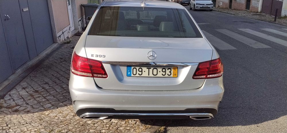 Mercedes E300 blutech híbrido — photo 2