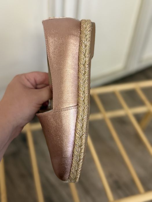 Взуття STUART WEITZMAN оригінал 36