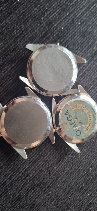 Vendo 3 caixa aco omega 30t2