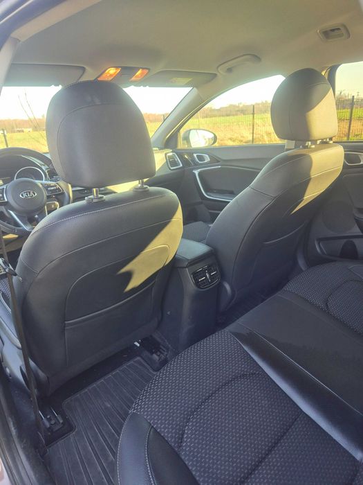 Sprzedam KIA Ceed 2020 rocznik