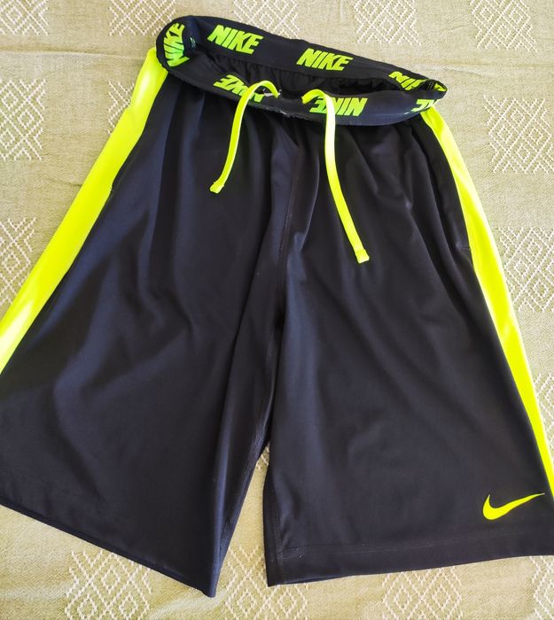 Calções Nike Dri-fit S