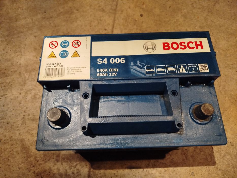 Akumulator Bosch S4 006