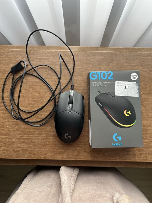 Продам мишку Logitech G102