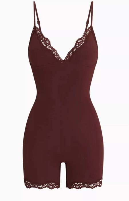 SKIMS комбінізон  FITS EVERYBODY LACE Triangle   Xs,m,L
