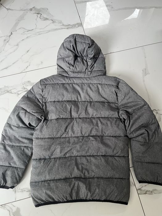 Kurtka Under Armour YMD  137/149 cm