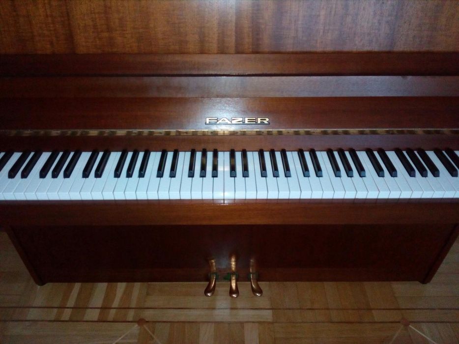 Pianino akustyczne