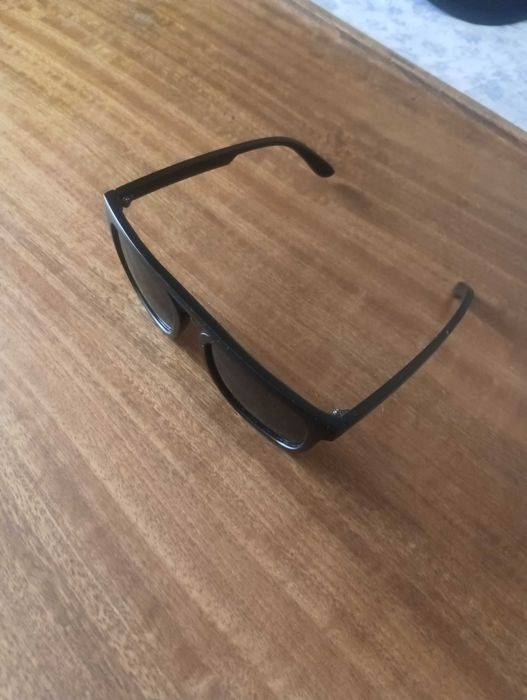 Óculos de Sol Pretos