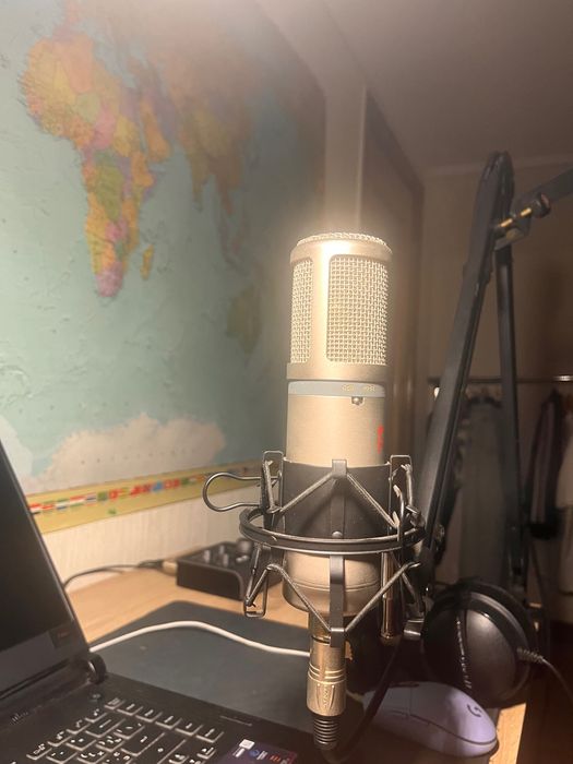 Studyjny mikrofon pojemnościowy
SE2200-A