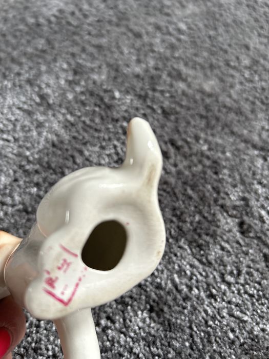 Figurka terier fajans