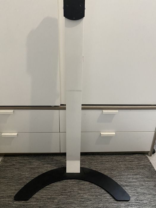 Suporte de chão para TV