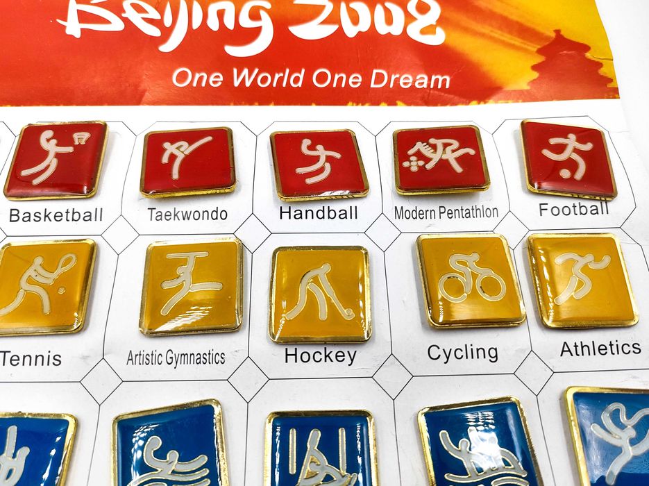 Значки оригінальні олімпіада Пекін Китай 2008
