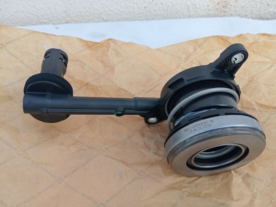 Bomba secundária de rolamento