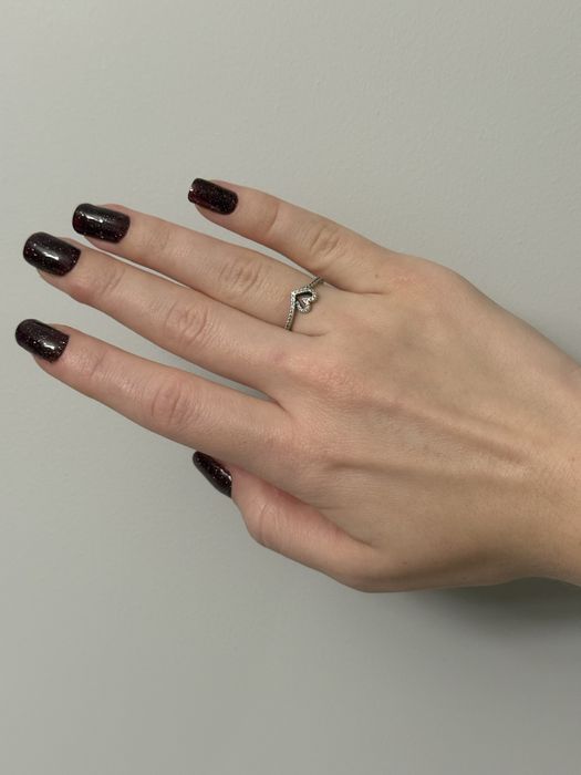 Каблучка Pandora «Сяюче серце»