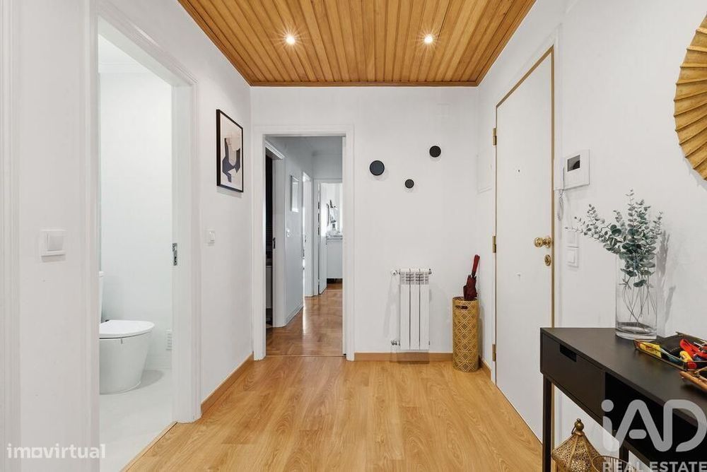 Apartamento T2 em Queluz e Belas de 107 m2