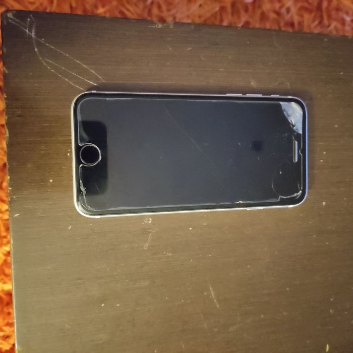 iPhone 7 Rose Gold e SE 2020