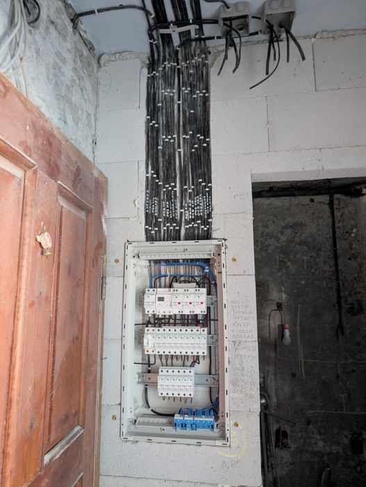 Электромонтажные работы