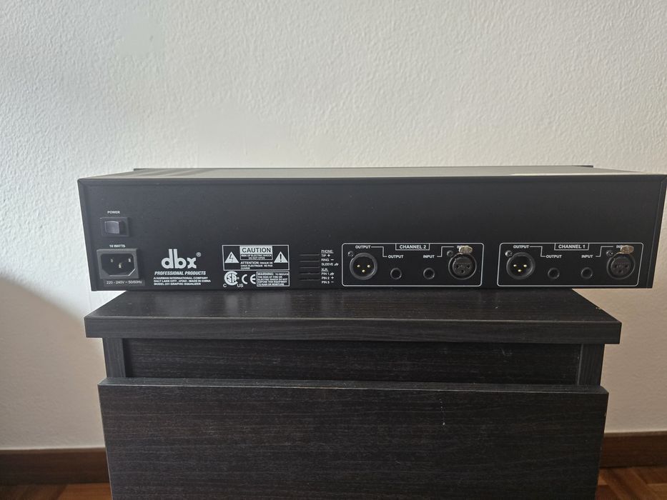 Rack áudio completo Behringer + DBX (compressor + splitter + EQ)