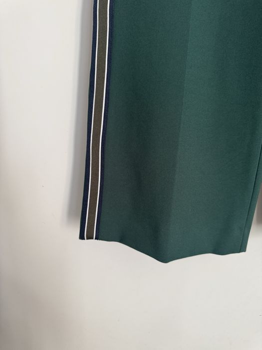 Брюки з боковими смужками sandro