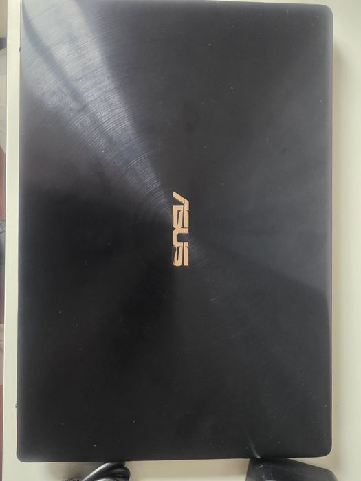 Asus Zenfbook UX391U