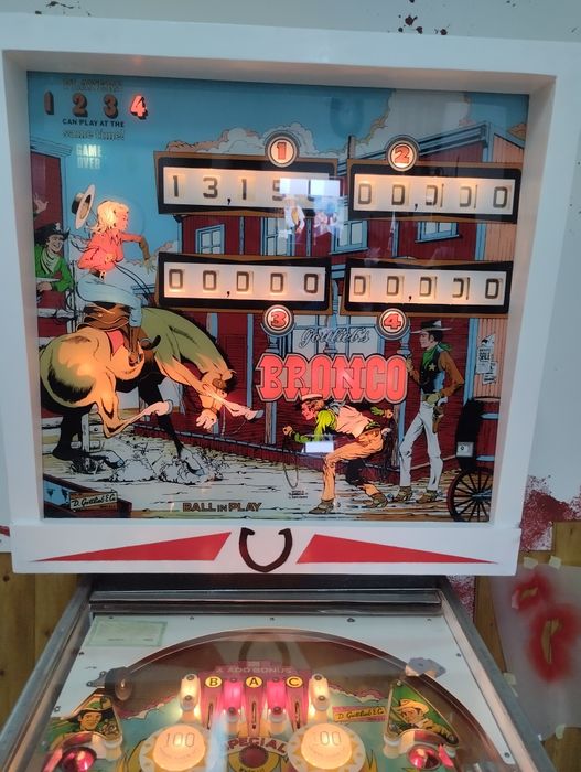 Pinball máquina de flipper o Bronco
