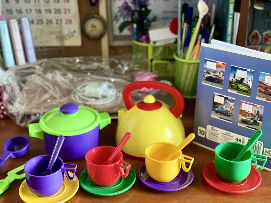 Набір іграшкового посуду для кухні дитячої