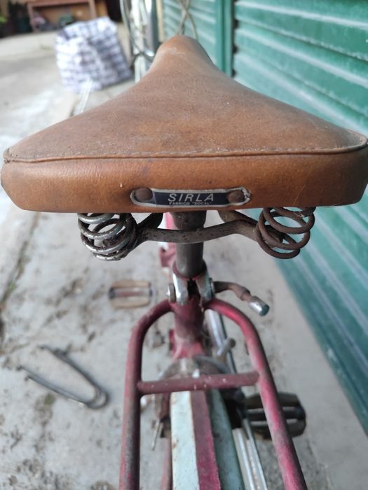Duas bicicletas antigas Sirla para restauro