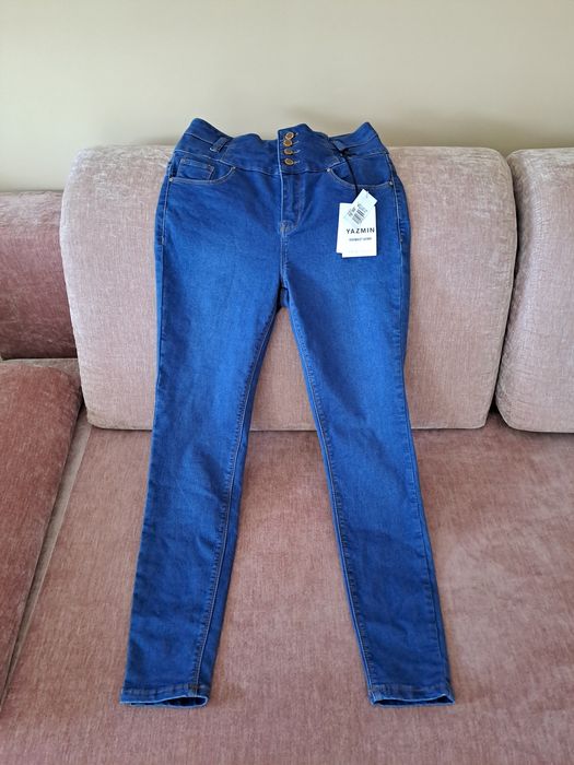 Nowe spodnie damskie jeansy r. 36