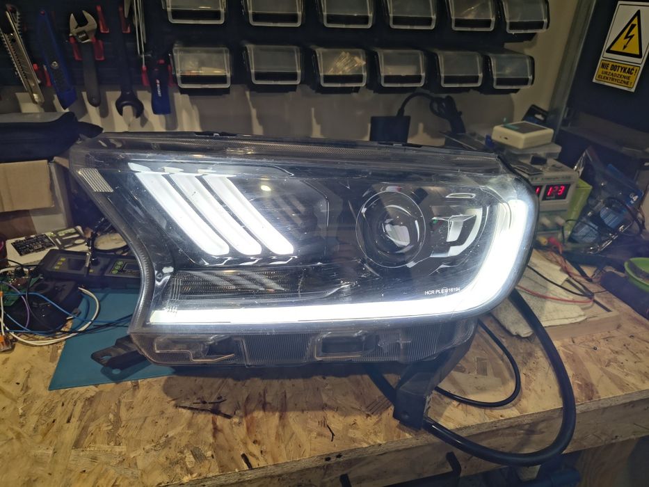 Lampy LED Przednie Mustang Style Ford Ranger 2015-23