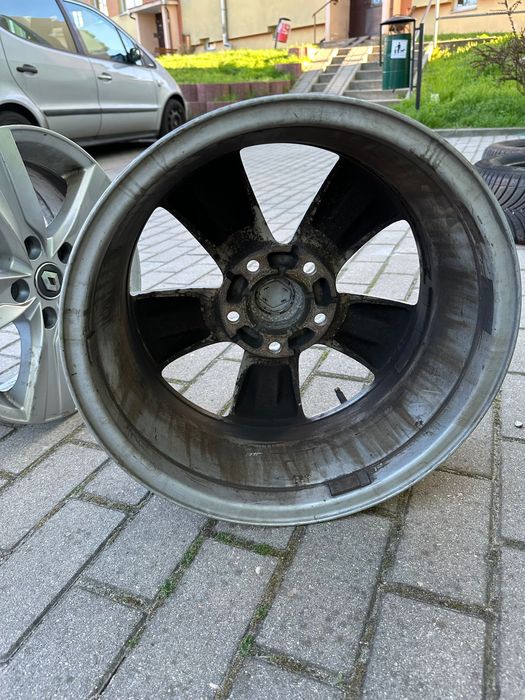Renault Talisman Felgi aluminiowe R16 Original + opony zimowe w cenie