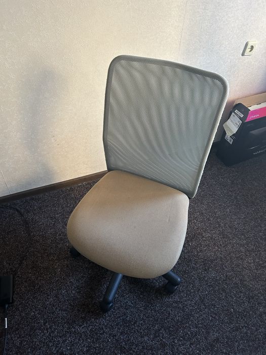 Крісло офісне, для робочого столу
