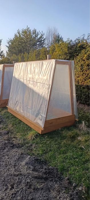 Mini szklarnia warzywniak skrzynia na warzywa