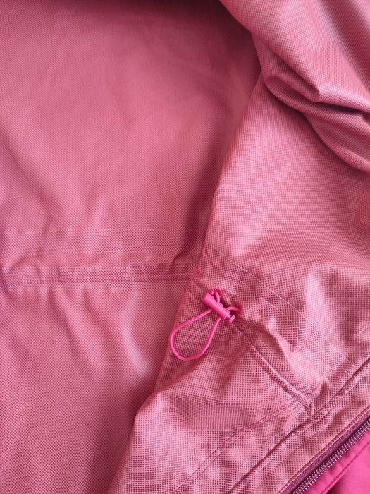 Дощовик blocktech uniqlo колір фуксія