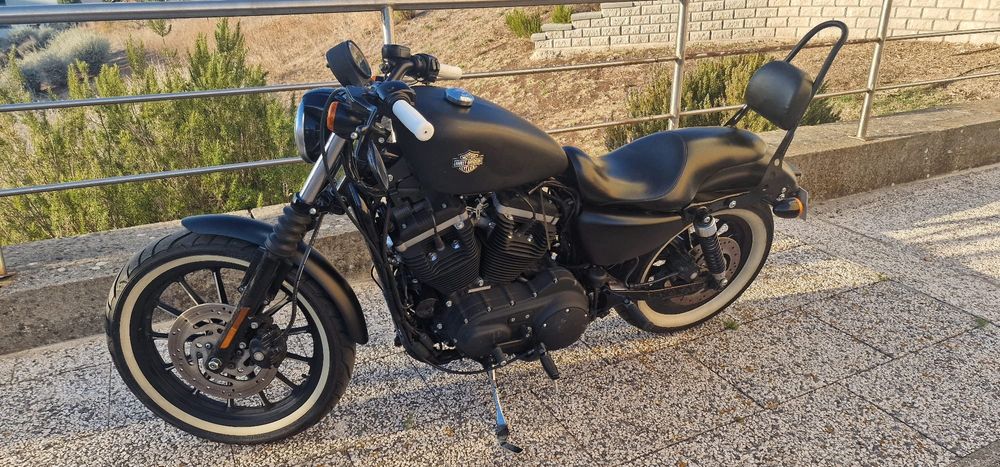 Harley Davidson Sportster Iron 883