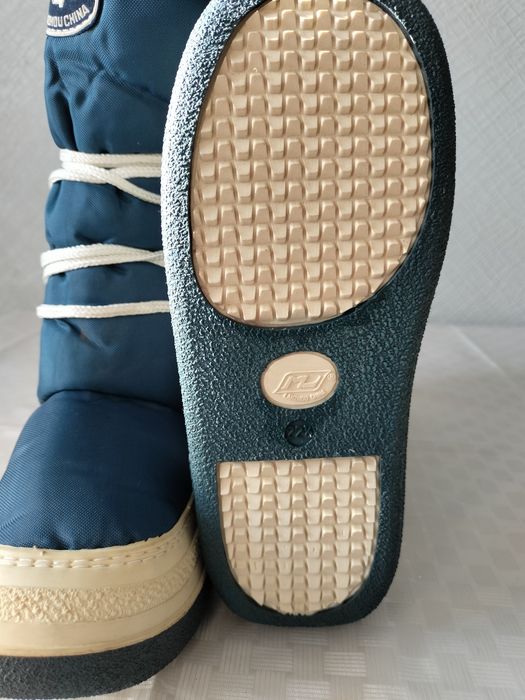 Дитячі зимові дутики