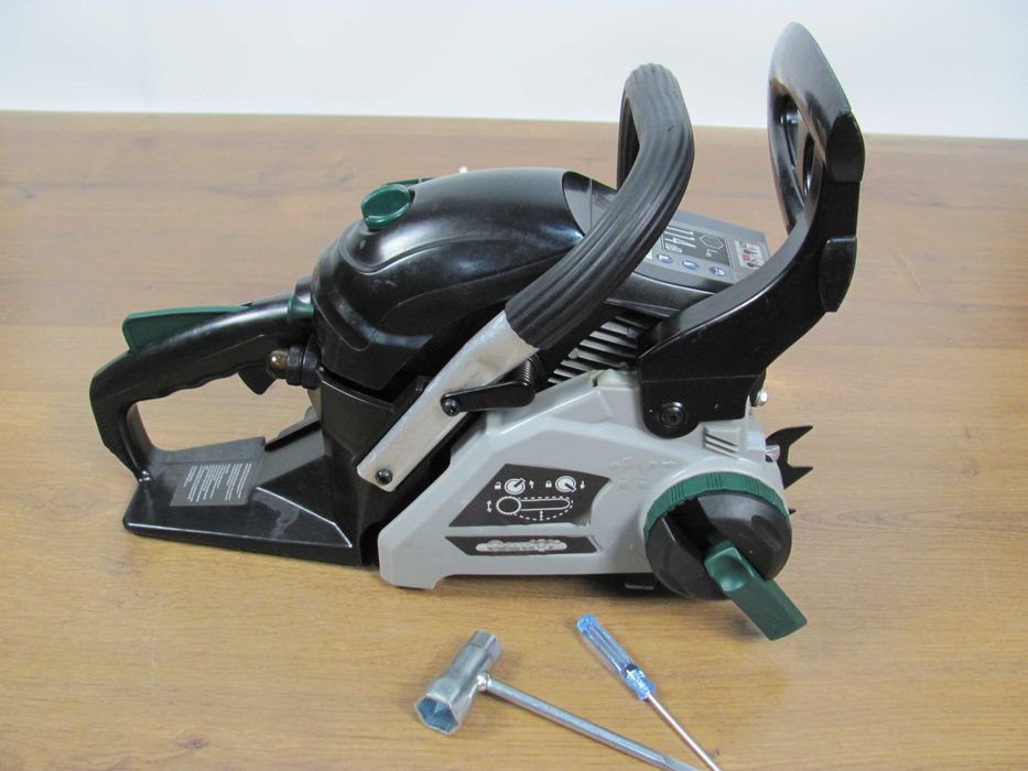 Бензопила (Einhell) Mr. Gardener BKS 1335-2 та Бензопилка Einhell BG-BKS 1335 Blue пилка бензинова ланцюгова привезено з Німеччини