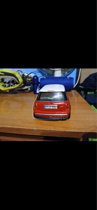 Carro de coleção 1/18 escala