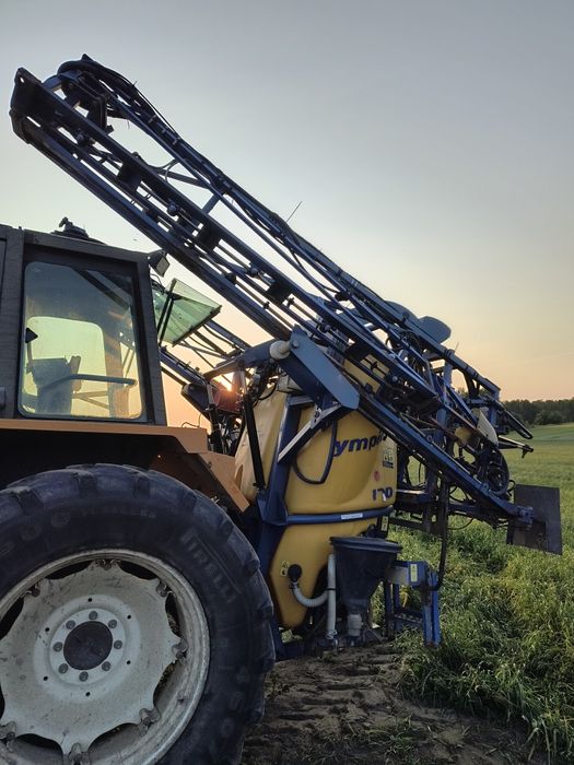 Opryskiwacz zawieszany Caruelle Olympia 120 15/18m 1200l