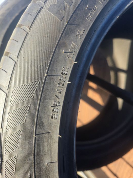 Резина  mirage 295/40 r21