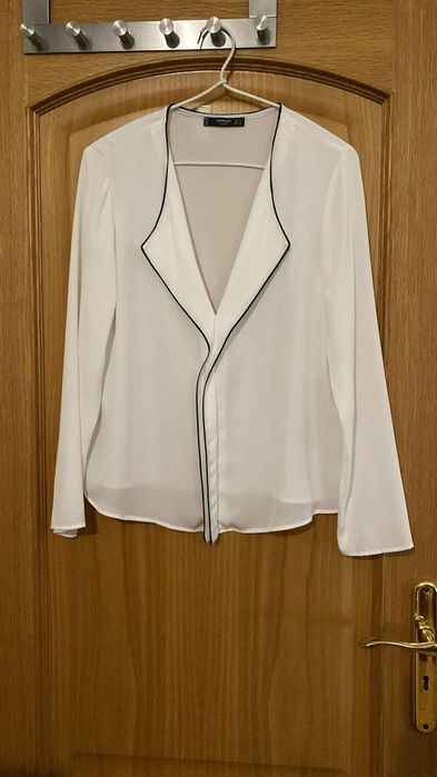 Blusa Mango – Tamanho XS – Excelente Estado