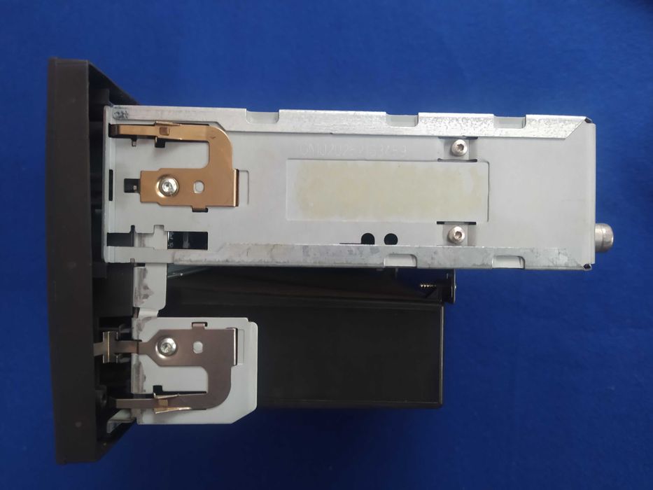 Оригінальне автомобільне радіо OPEL VIVARO 2006