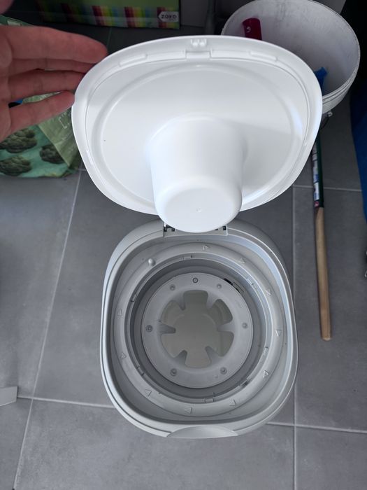 Tommee Tippee Recipiente para fraldas Twist & Click,