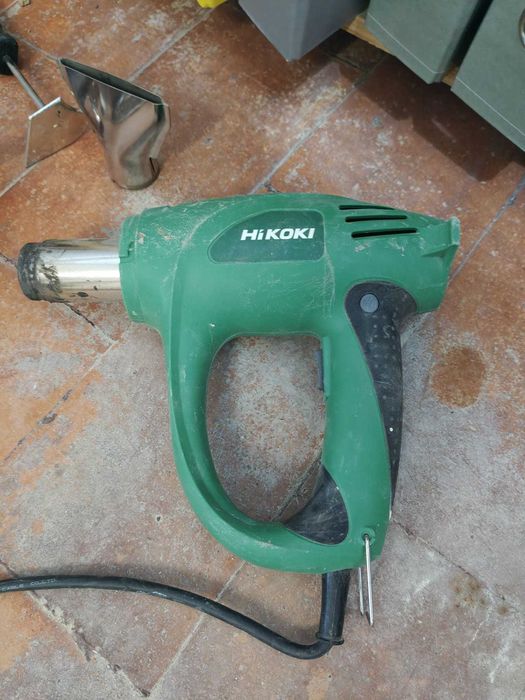 Decapador de Ar Quente HiKOKI RH600T 2000 W + Kit Acessórios