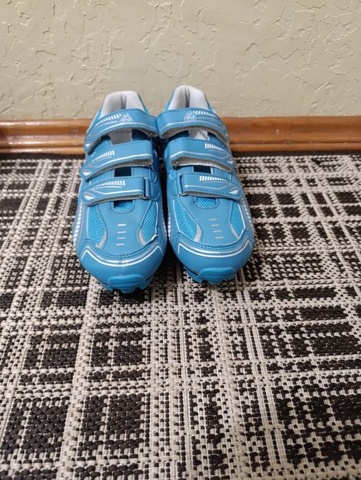 Кеди кросівки бутси