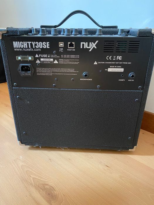 Nux Wzmacniacz do gitary elektrycznej
