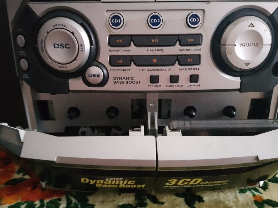 Музичний центр Philips !