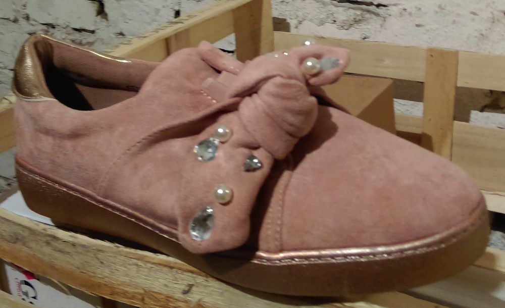 Nowe buty damskie