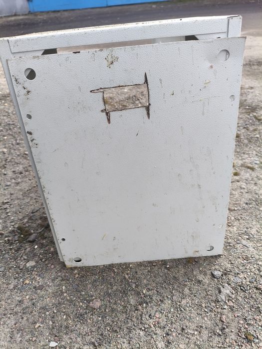 Накладний щит для електрики