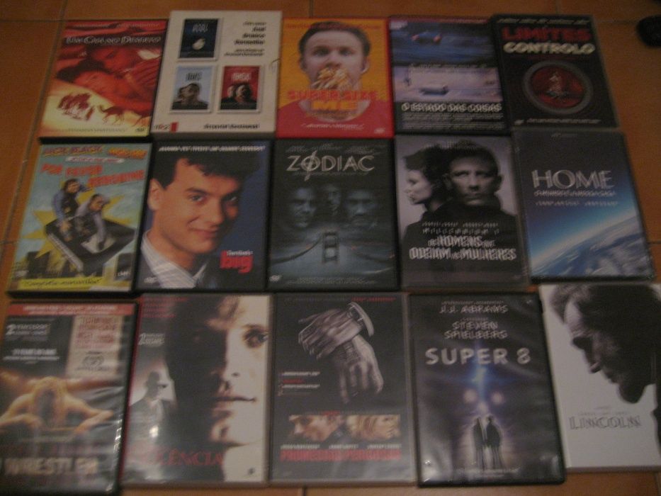 Dezenas de DVDs de filmes de todos os géneros (F-O)