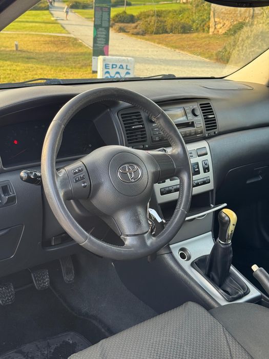 Toyota Corolla 1.4 VVTI Gasolina
